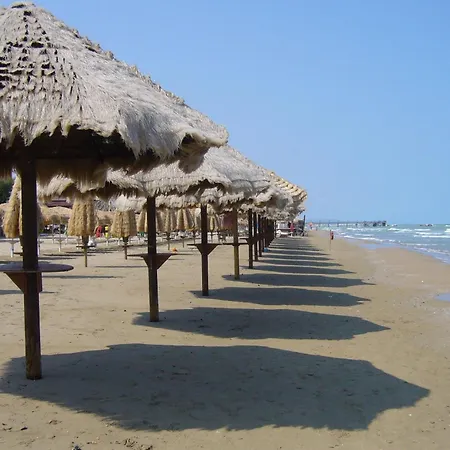 Blue House A Casa Di Tatta - By The Sea アパート フランカヴィッラ・アル・マーレ